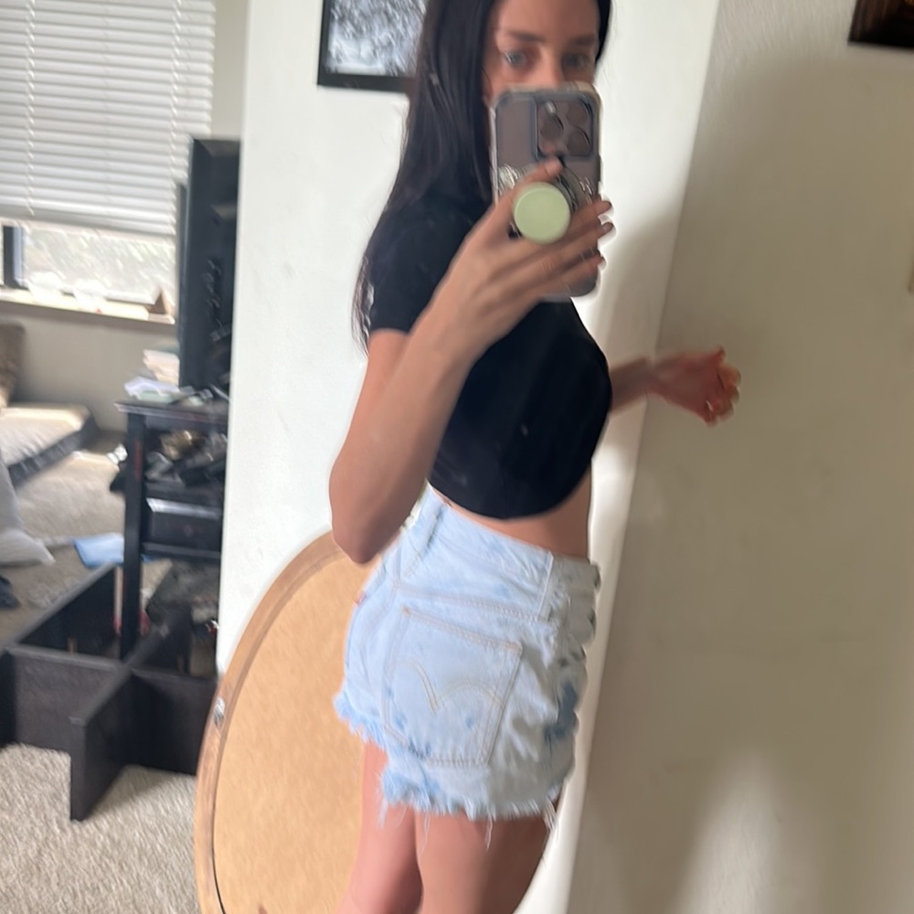BCBG Generation Super crop top it’s higher than it looks in photo never worn